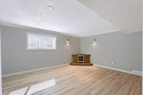 10827 Brae Road Sw, Calgary, AB - Indoor
