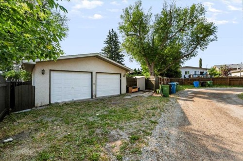 10827 Brae Road Sw, Calgary, AB - Outdoor