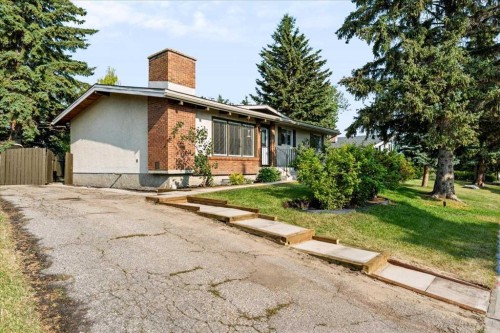 10827 Brae Road Sw, Calgary, AB - Outdoor