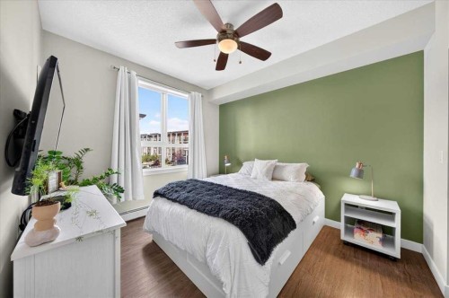 310-10 Walgrove Se, Calgary, AB - Indoor Photo Showing Bedroom