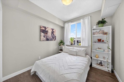 310-10 Walgrove Se, Calgary, AB - Indoor Photo Showing Bedroom