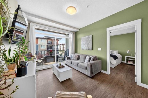 310-10 Walgrove Se, Calgary, AB - Indoor Photo Showing Living Room