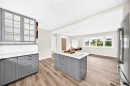 42 Rundlelawn Close Ne, Calgary, AB  - Indoor Photo Showing Kitchen 