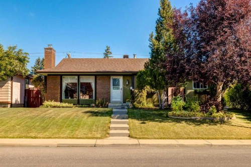 2512 106 Avenue Sw, Calgary, AB - Outdoor
