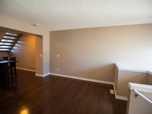 49 Auburn Bay Common Se, Calgary, AB - Indoor Photo Showing Other Room