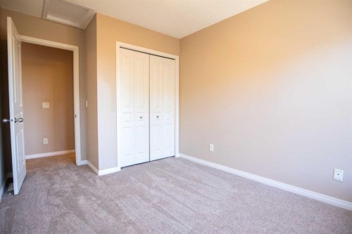49 Auburn Bay Common Se, Calgary, AB - Indoor Photo Showing Other Room