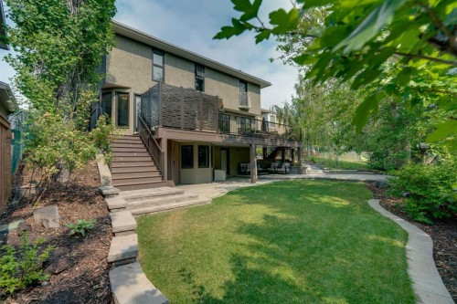 35 Strasbourg Bay Sw, Calgary, AB - Outdoor With Deck Patio Veranda