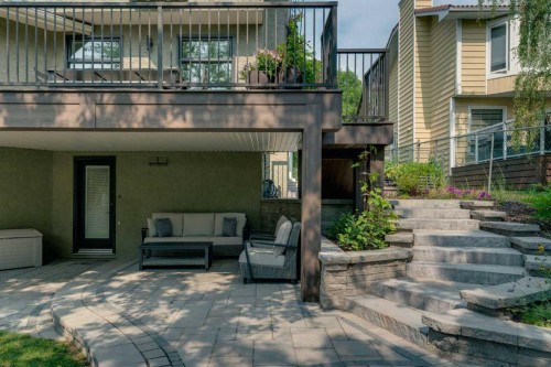 35 Strasbourg Bay Sw, Calgary, AB - Outdoor