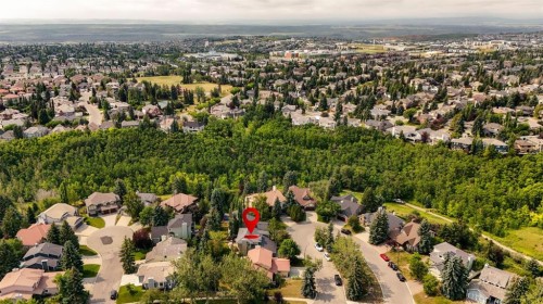 35 Strasbourg Bay Sw, Calgary, AB - Outdoor With View