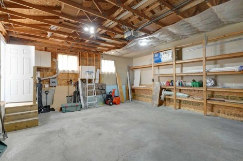 27 Bedridge Way Ne, Calgary, AB 
