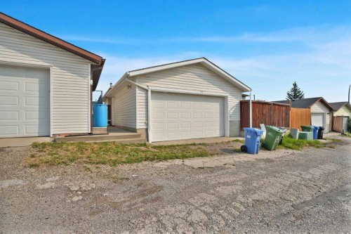 27 Bedridge Way Ne, Calgary, AB 