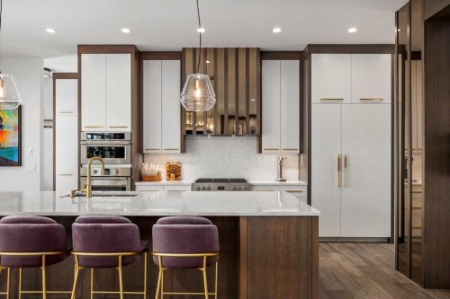 1414 Scotland Street Sw, Calgary, AB - Indoor Photo Showing Kitchen With Upgraded Kitchen