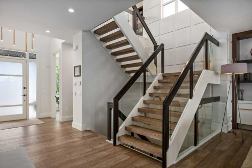 1414 Scotland Street Sw, Calgary, AB - Indoor Photo Showing Other Room