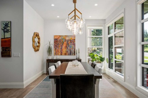 1414 Scotland Street Sw, Calgary, AB - Indoor Photo Showing Dining Room
