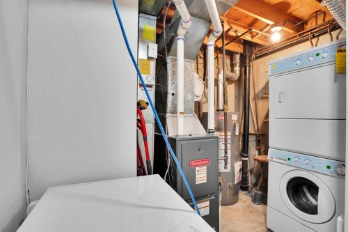 6-6404 4A Street Ne, Calgary, AB - Indoor Photo Showing Laundry Room