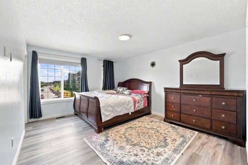 201 Saddlelake Drive Ne, Calgary, AB 