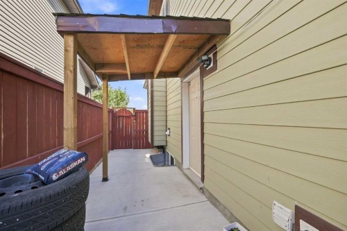 201 Saddlelake Drive Ne, Calgary, AB 