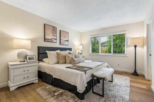 14517 Parkland Boulevard Se, Calgary, AB - Indoor Photo Showing Bedroom