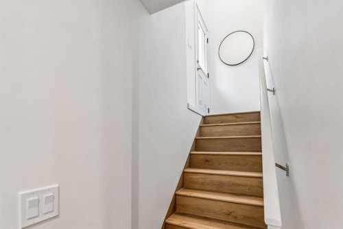 14517 Parkland Boulevard Se, Calgary, AB - Indoor Photo Showing Other Room