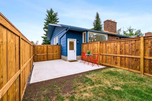 14517 Parkland Boulevard Se, Calgary, AB - Outdoor With Exterior