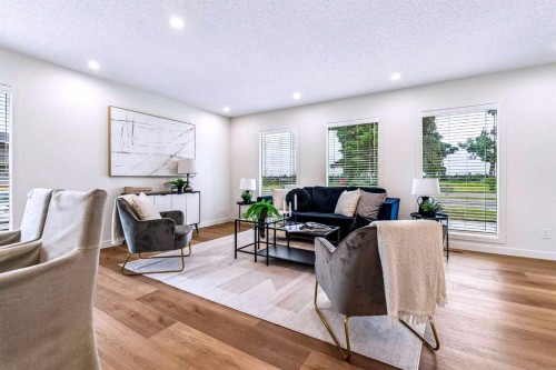 14517 Parkland Boulevard Se, Calgary, AB - Indoor Photo Showing Living Room