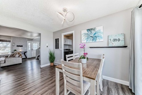 22 Moe Avenue Nw, Langdon, AB - Indoor Photo Showing Dining Room