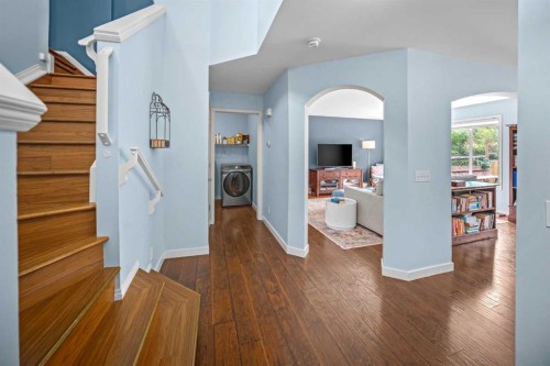 43 Cougar Ridge Bay Sw, Calgary, AB - Indoor Photo Showing Other Room