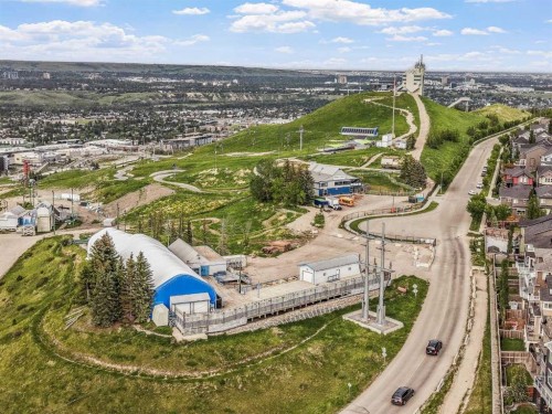 43 Cougar Ridge Bay Sw, Calgary, AB - Outdoor With View