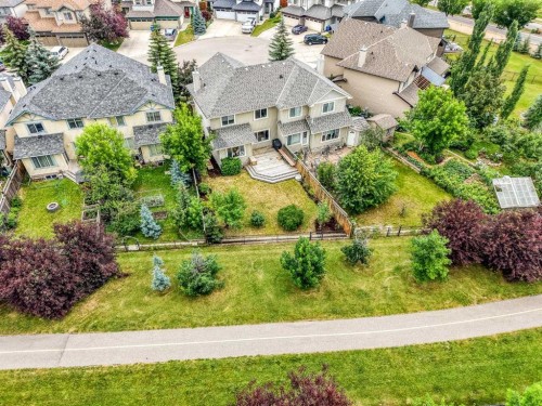 43 Cougar Ridge Bay Sw, Calgary, AB - Outdoor