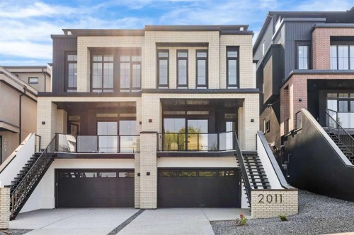 2011 28 Avenue Sw, Calgary, AB - Outdoor With Balcony With Facade
