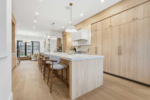 2009 28 Avenue Sw, Calgary, AB - Indoor Photo Showing Kitchen With Upgraded Kitchen