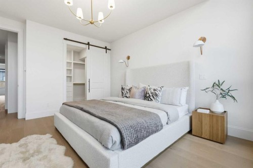2009 28 Avenue Sw, Calgary, AB - Indoor Photo Showing Bedroom