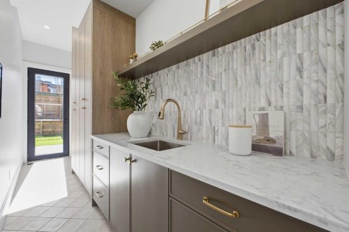 2023 27 Avenue Sw, Calgary, AB - Indoor