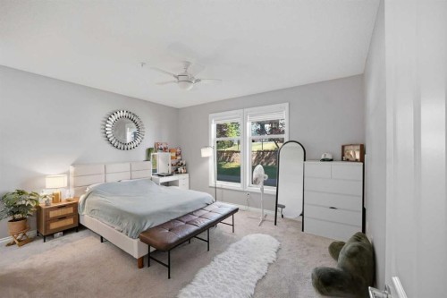 3137-1010 Arbour Lake Road Nw, Calgary, AB - Indoor Photo Showing Bedroom