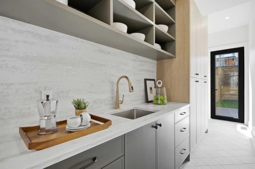 2025 27 Avenue Sw, Calgary, AB - Indoor Photo Showing Kitchen
