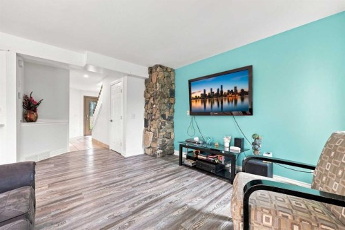 454 Millrise Square Sw, Calgary, AB - Indoor
