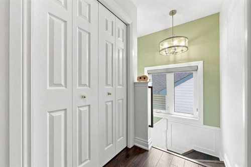 454 Millrise Square Sw, Calgary, AB - Indoor Photo Showing Other Room