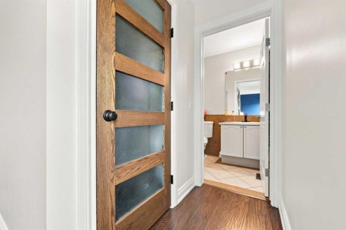 454 Millrise Square Sw, Calgary, AB - Indoor Photo Showing Other Room