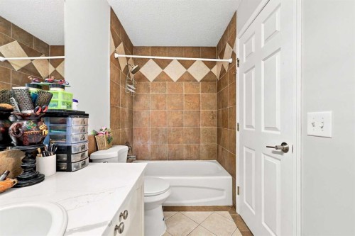 454 Millrise Square Sw, Calgary, AB - Indoor Photo Showing Bathroom
