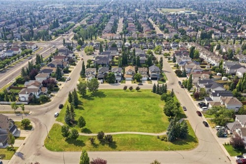 454 Millrise Square Sw, Calgary, AB - Outdoor With View