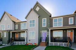 83 Savanna Park NE Calgary, AB T3J 0Y8
