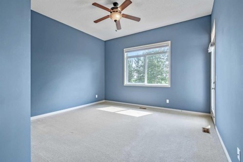 315 Willow Ridge Way, Diamond Valley, AB - Indoor Photo Showing Other Room