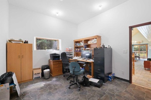5 Eagle Drive, Waiparous, AB - Indoor Photo Showing Office