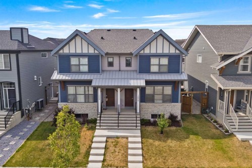 1006 Mahogany Boulevard Se, Calgary, AB - Outdoor With Facade