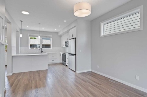 1006 Mahogany Boulevard Se, Calgary, AB - Indoor Photo Showing Kitchen