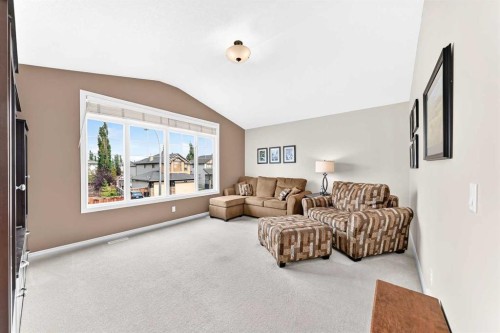127 Royal Birch Way Nw, Calgary, AB - Indoor Photo Showing Living Room