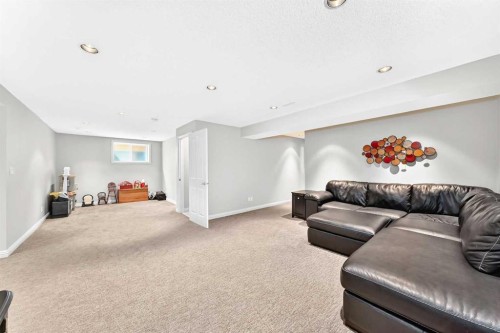 127 Royal Birch Way Nw, Calgary, AB - Indoor
