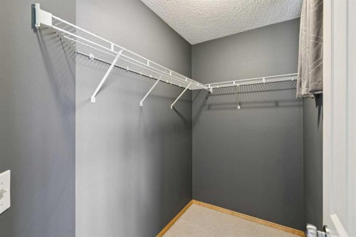 208 Everridge Way Sw, Calgary, AB - Indoor With Storage