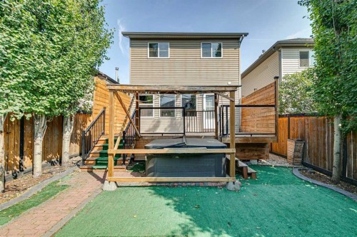 208 Everridge Way Sw, Calgary, AB - Outdoor