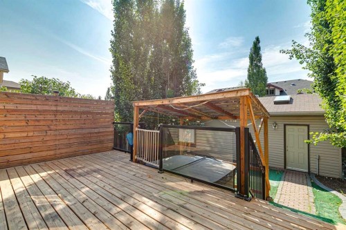 208 Everridge Way Sw, Calgary, AB - Outdoor With Deck Patio Veranda With Exterior